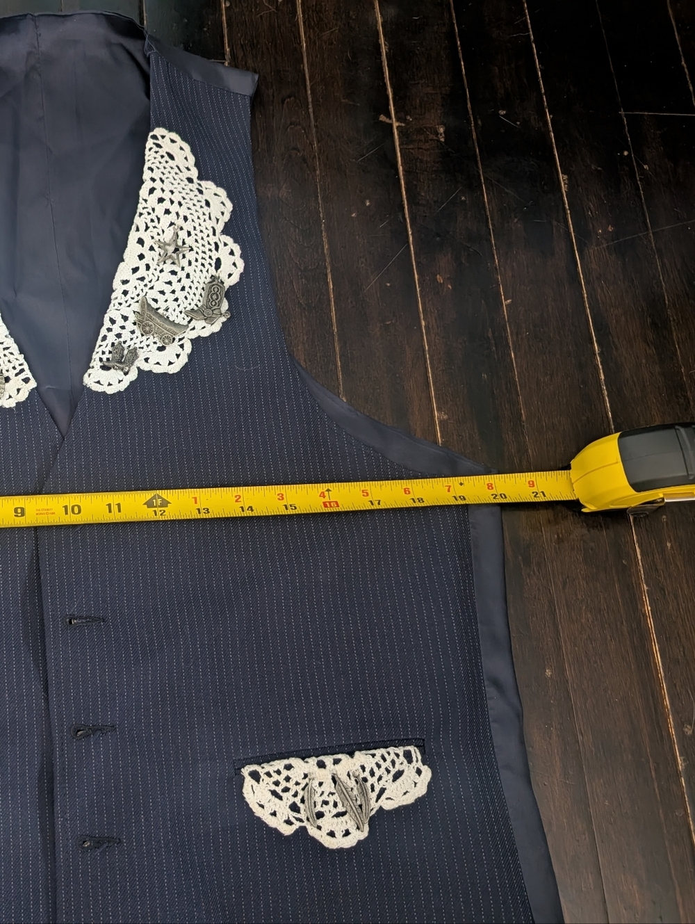 FLAW Navy Blue Vest with Lace Accents Western Cowboy Costume Charms - Picture 9 of 10